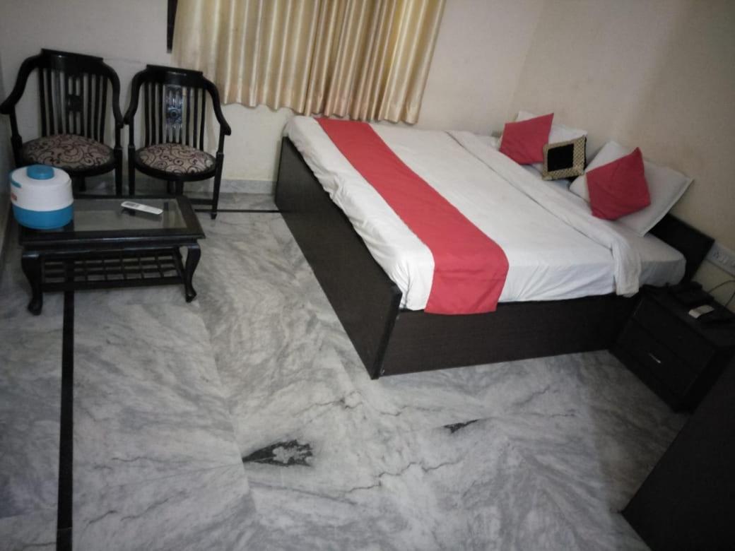Hotel Tiger Regency Resort ซาวาย มาโดปูร์ ภายนอก รูปภาพ