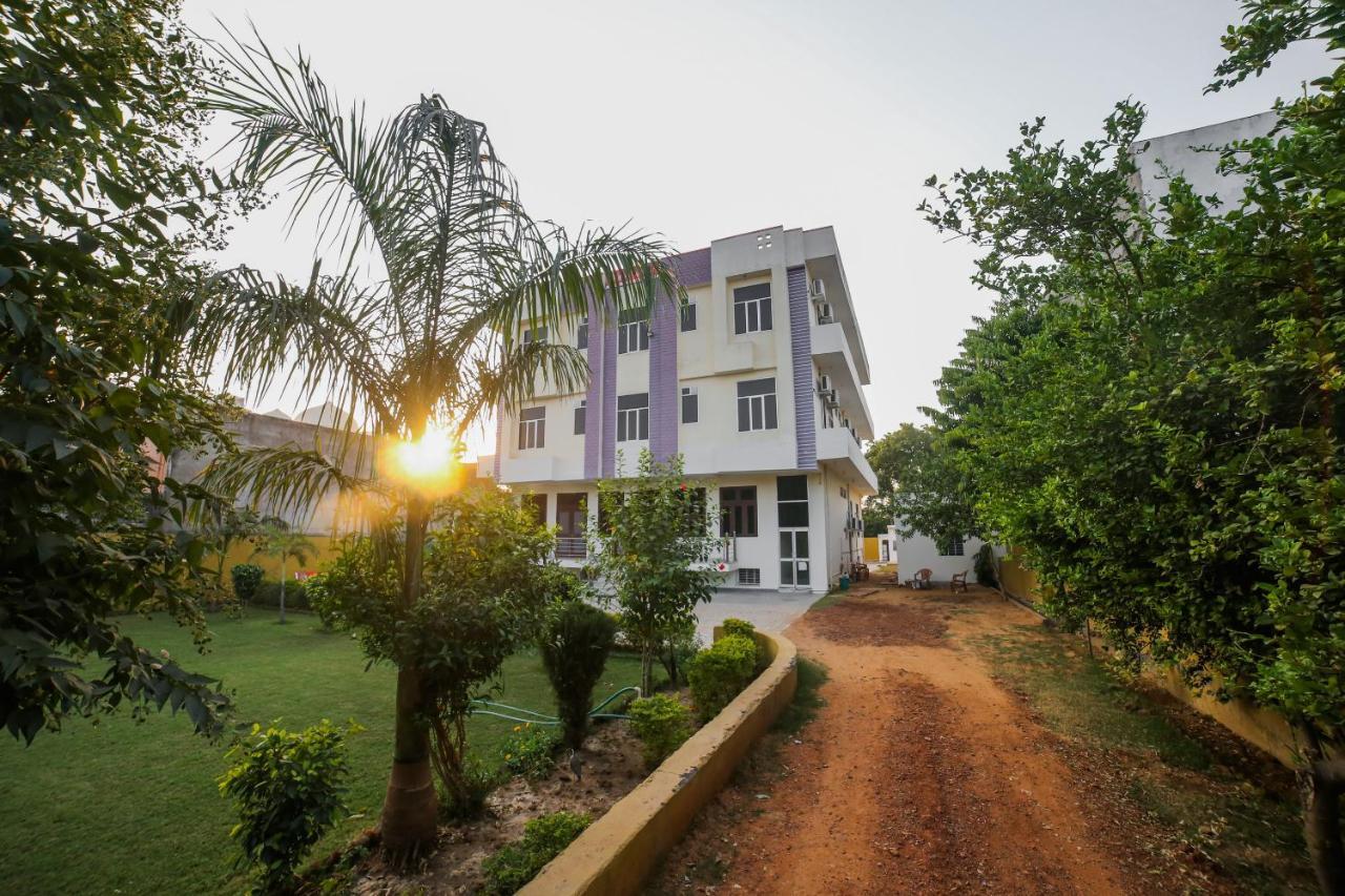 Hotel Tiger Regency Resort ซาวาย มาโดปูร์ ภายนอก รูปภาพ
