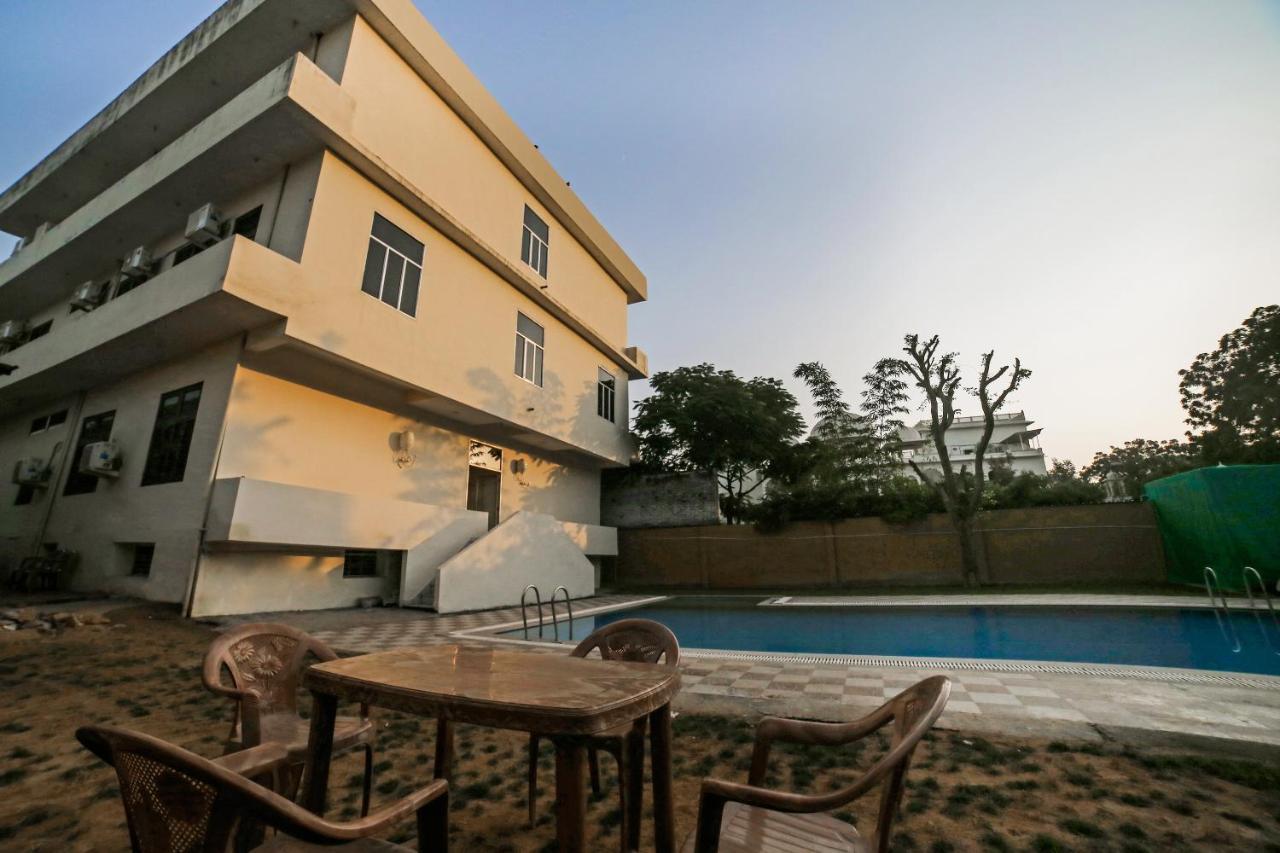 Hotel Tiger Regency Resort ซาวาย มาโดปูร์ ภายนอก รูปภาพ